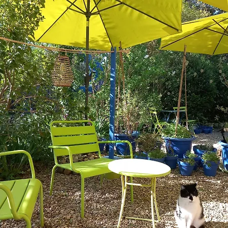 Πανσιόν La Joliette 3*