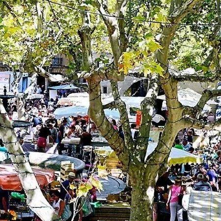 ゲストハウス La Joliette