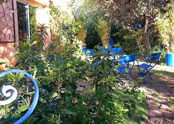 بيت ضيافة La Joliette 3*