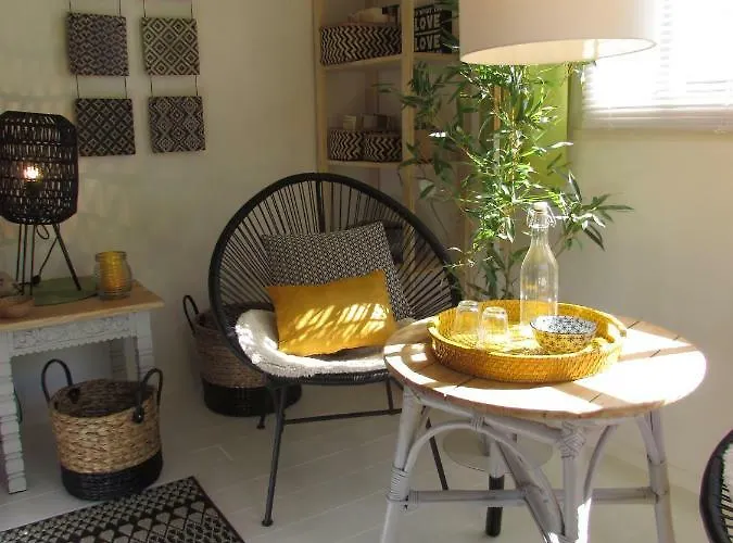 بيت ضيافة La Joliette 3*