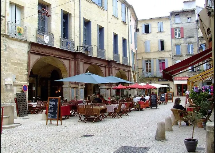 La Joliette بيت ضيافة